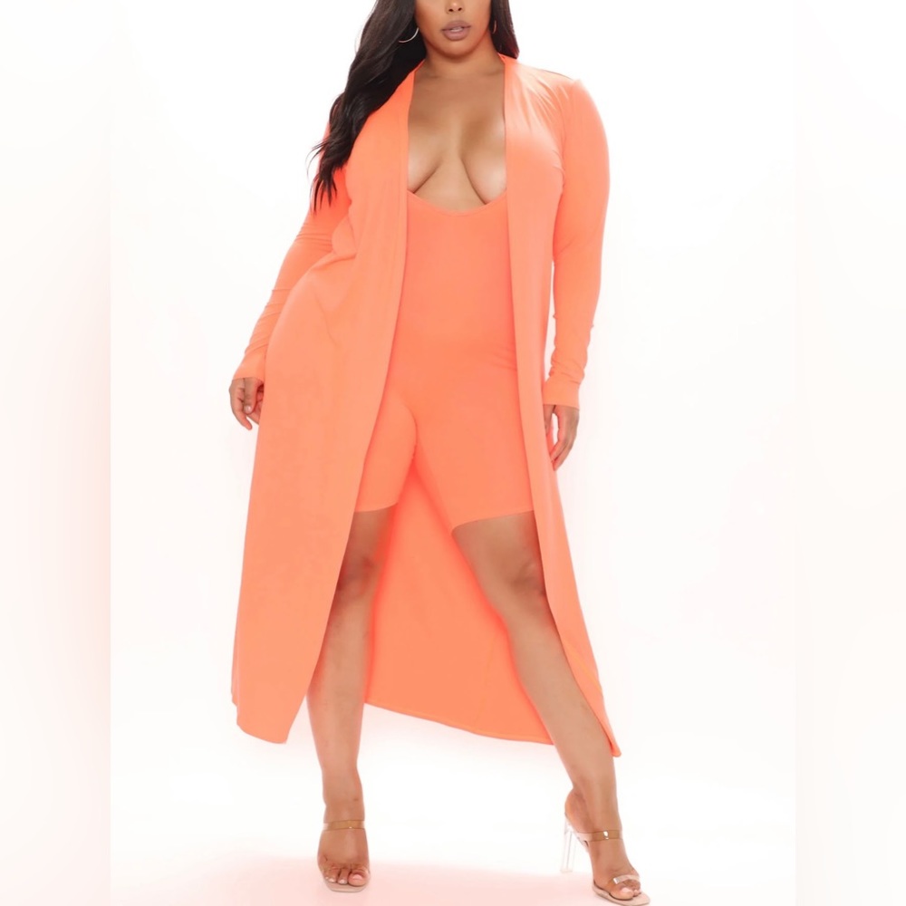SOLD - 2 Piece Set - Plus Size